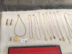 -玉凡奢侈品黄金回收