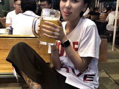 -皇冠自酿啤酒坊(中国红街5号楼店)