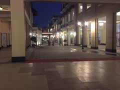 -王府井奥莱临潼小镇(临潼店)
