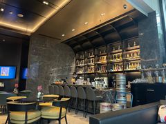 -星河吉酒店-BOND大堂吧·咖啡·简餐