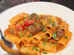 -LESCEDARS Brasserie Bistro香柏树