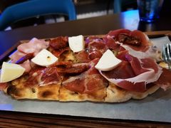 -卡佩罗意大利餐厅及酒吧Al Cappello Trattoria