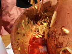 -炉小二铜锅牛蛙•川湘菜(三里屯店)