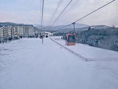 -亚布力新体委滑雪场