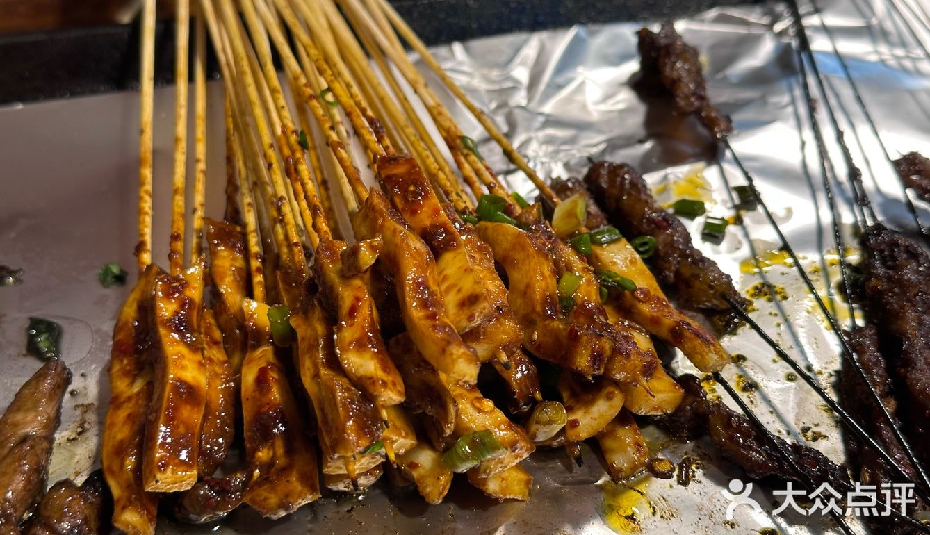 金贝贝｜龙姐烤肉——锦绣星城店