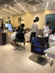 -PE SALON