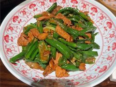 -丽华园·武汉地标楚菜餐厅(青山江滩店)