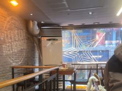 -BHC炸鸡(明洞总店)