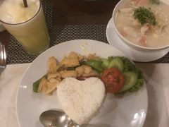 -Old House Restaurant