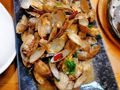 辣炒花蛤-老东镇啤酒屋海鲜加工·蒸汽海鲜·海鲜烧烤(台东店)