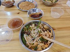 -柳州肥姨妈大骨螺蛳粉(东靖路店)