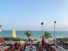 -渔家火锅·海鲜自助餐·演艺(亚龙湾天域酒店)