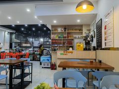 大堂-老何家后安粉·糟粕醋海鲜火锅(三亚湾椰梦长廊店)