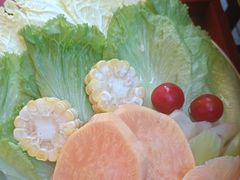 -热火朝天鲜切牛肉火锅(南强街巷店)