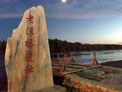 -布尔津河堤夜市