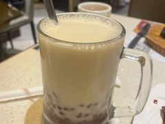 鲜奶红豆冰-香港新发烧腊茶餐厅(书城店)