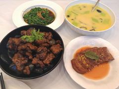 石头烤牛肉-洋洋中餐馆·SINCE 1997(信投店)