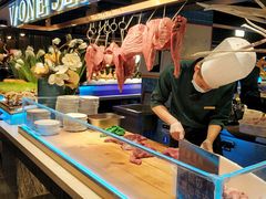 现切牛肉-V-ONE西雅图海鲜自助餐厅(仓山万达广场店)