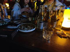 -啤客走廊
