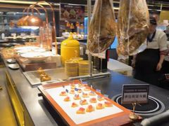 -钱小奴海鲜自助黑金店(杭州滨江龙湖店)