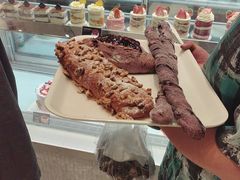 -格瑞思动物奶油生日蛋糕(园区永旺店)