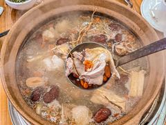 -广味炭炉鸡煲(宝业路分店)