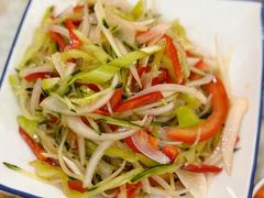 老虎菜-欧提汗·新疆餐厅·清真(银都路店)