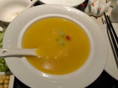 鱼唇招牌浓汤-京味斋·北京烤鸭(北京南站洋桥店)