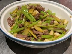 小炒黄牛肉-大碗厨 25年老字号 现炒湘菜(四季天地店)