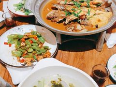 -东来菜馆•手抓海鲜家常菜•海鲜锅贴(鸽子窝店)