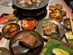 -草家酱蟹炭火烤肉店(珲春南路一店)