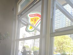 -MT麦如麦立送(梅溪新天地店)
