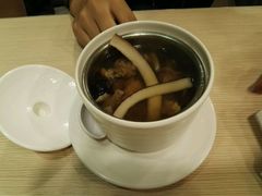 -佰搭果·广式茶餐厅(西华路店)
