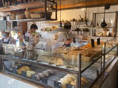 面包甜点陈列柜-仙峰天然面包(迎宾路店)