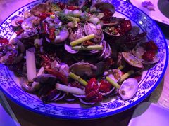 -临界音乐酒馆·小龙虾·江湖菜(华熙LIVE·鱼洞店)