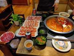 -沸炉重庆老火锅(军事博物馆店)