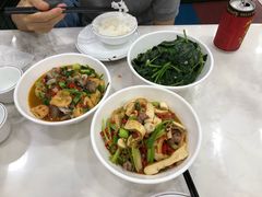 -红色湘菜馆(春风店)