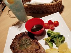 -必胜客(漕宝路店)