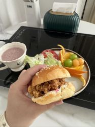 -玥奢国际母婴护理中心(滨江宝龙店)