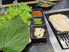 -臻牛烤肉
