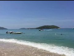 -亚龙湾中心广场