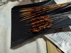 -羊家胡同·龙虾烧烤火锅(龙汇路店)