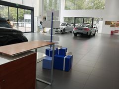 -北京中升宝辉宝马4S店