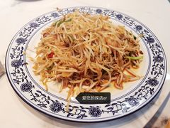 炒豆芽-老渔翁渔家味道(幸福九村店)