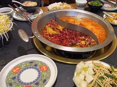 -沸炉重庆老火锅(军事博物馆店)