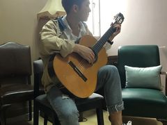 -何顺华吉他沙龙