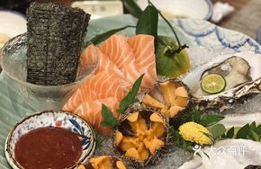 Seasonal Sea Urchin Sashimi