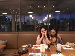 -ROAST coffee & eatery