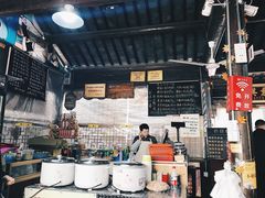-忆秦园小笼包(惠山古镇总店)