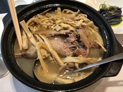 招牌笋干老鸭煲-张生记(双菱店)